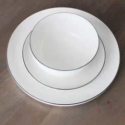 Cameron Black Rim Dinnerware