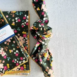 Dancing Flowers Cloth Napkins, set of four