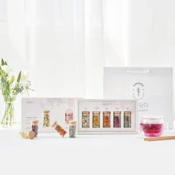 Lovely Blossom Flower Tea Gift Set